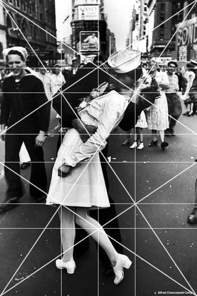 The Great Compositions of Photographer Alfred Eisenstaedt Times Square Kiss