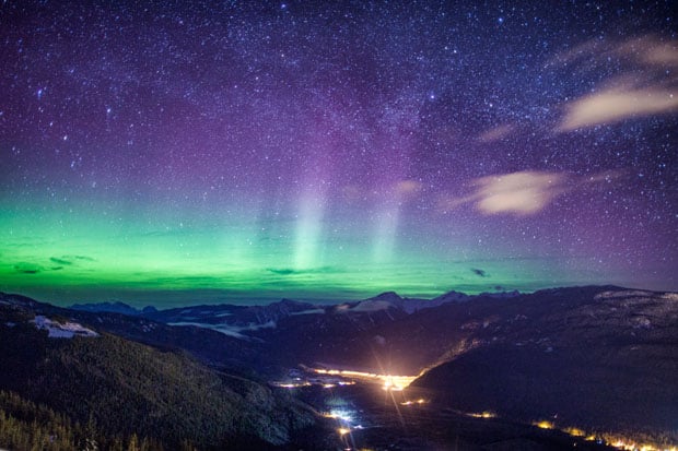 Spectacular Photographs of the Northern Lights Over the Rocky Mountains rockymountains 5