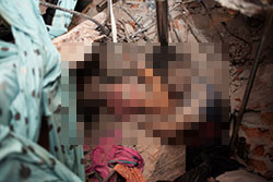 A Final Embrace: The Most Haunting Photograph from Bangladesh powerful