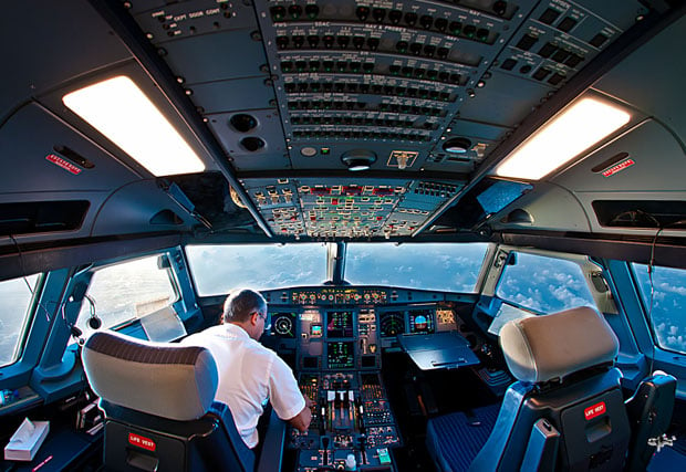 cockpit-7.jpg