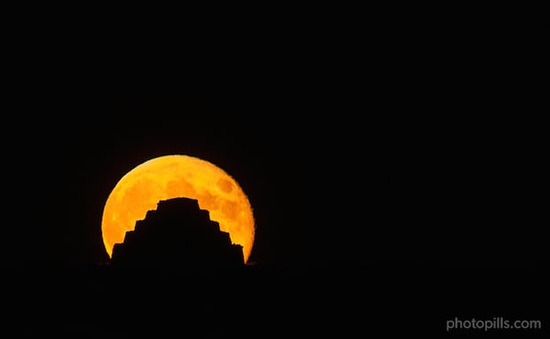 We used the full moon to create a silhouette of an old stone construction, formerly used to protect cattle.