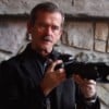 Chris Hadfield Explains How Zero Gravity Makes it Possible to Take Sharp, Hand-Held Long Exposures
