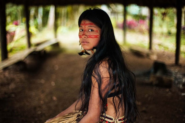 Kichwa woman in the Amazonian rainforest