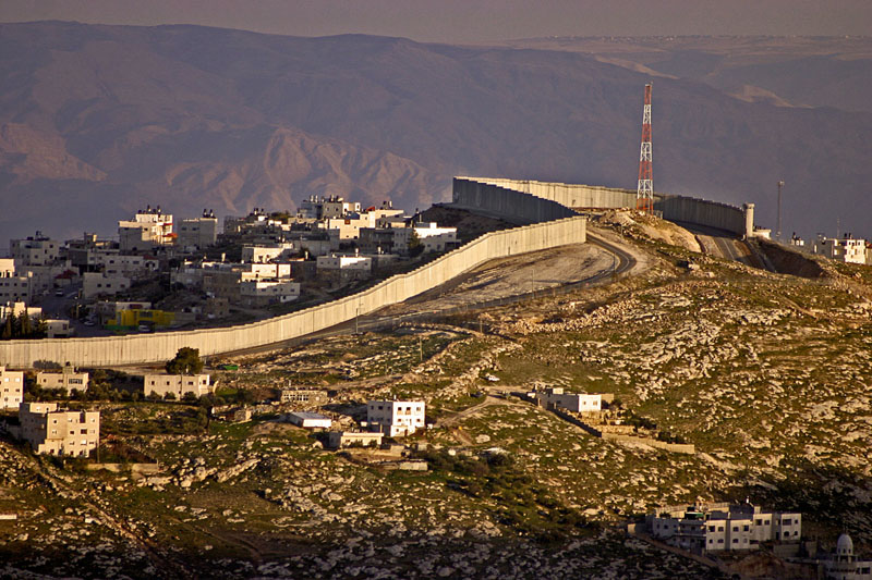 Photos of Walls That Divide Borders Around the World The Dream Within