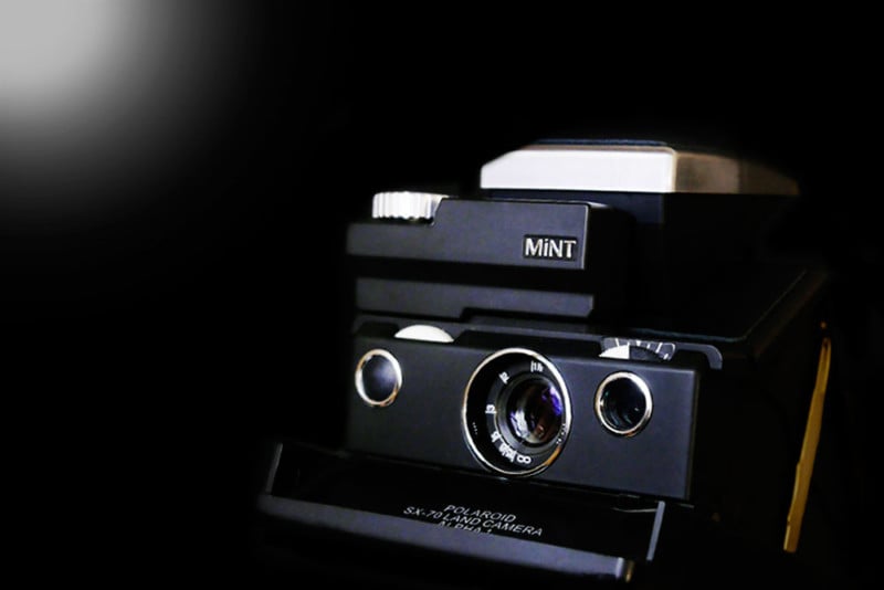  polaroid camera noir slr670-s 