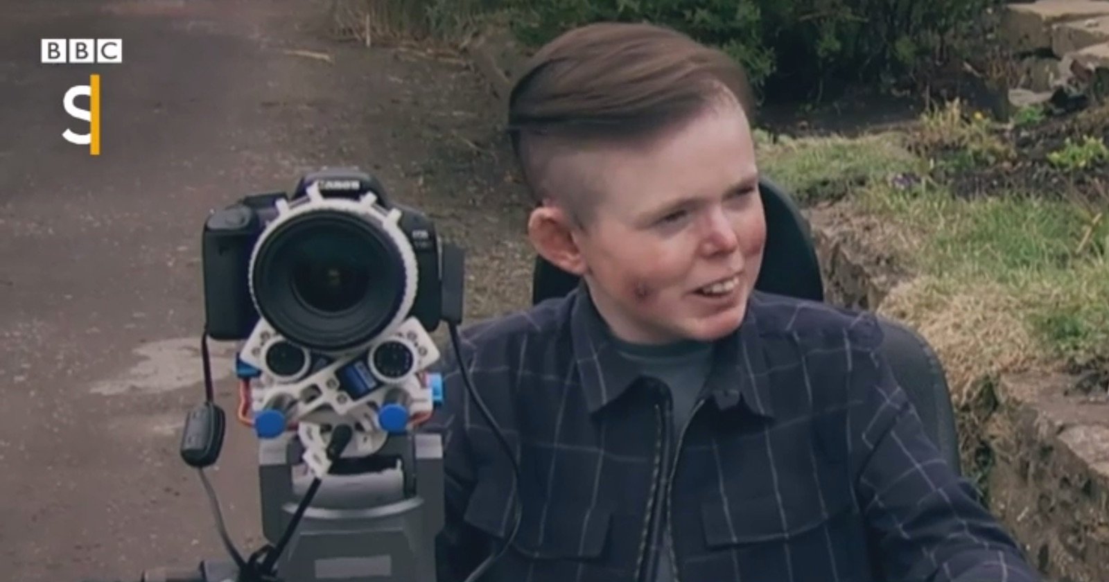 This DIY Rig is Helping a Terminally Ill Photographer Keep Shooting