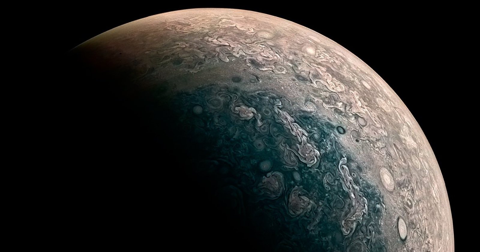 NASAs $1 Billion Juno Probe Sends Back Stunning Photos of Jupiters Poles