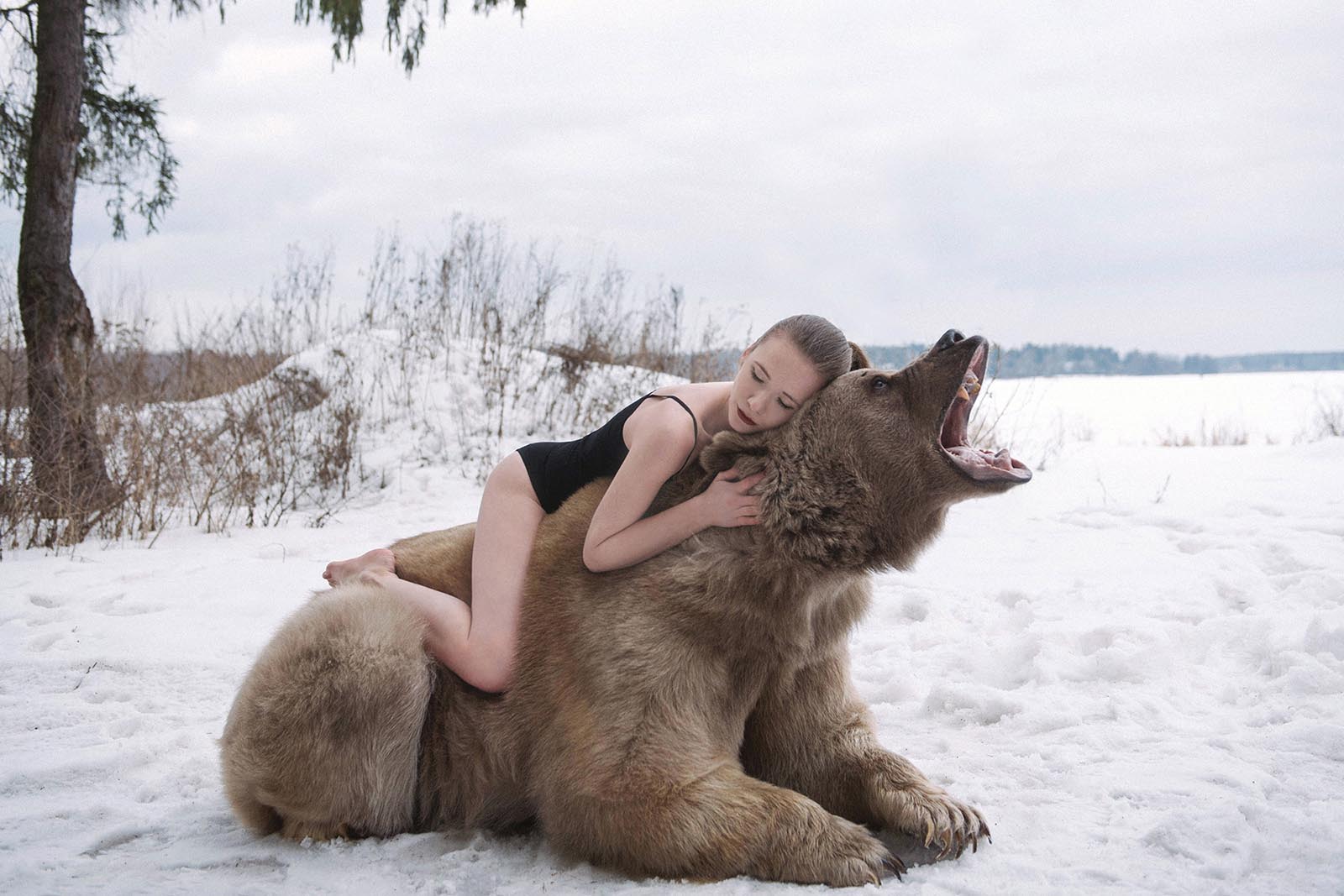 The Russian Photographer Who Shoots Dreamlike Portraits with Real Animals
