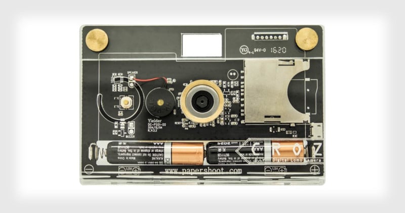 CROZ is a Tiny Digital Camera Stripped Down to the Bare Essentials