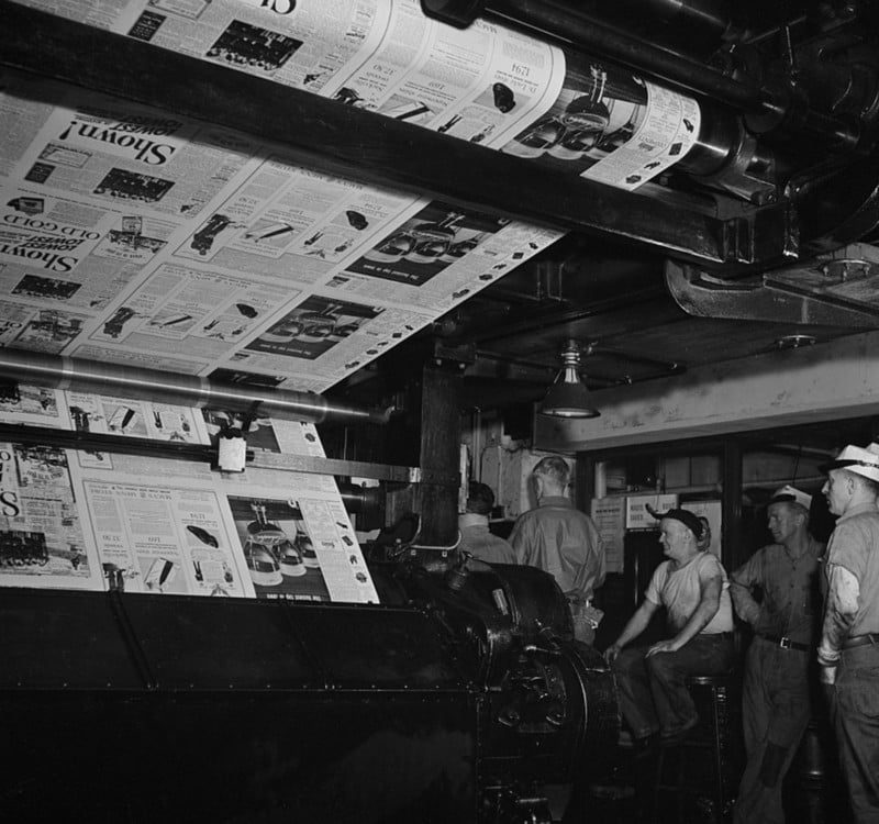 Beautiful Photos From 1942 Show the Making of the New York Times