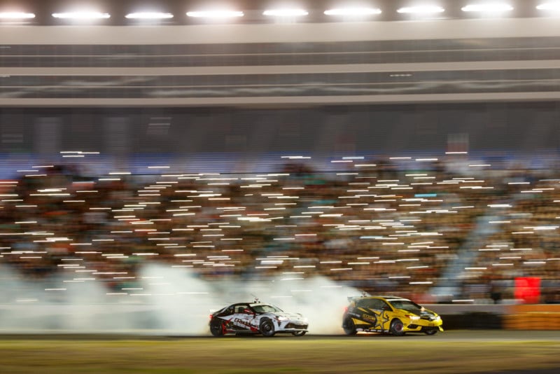  car racing photographer gets crowd light photo 