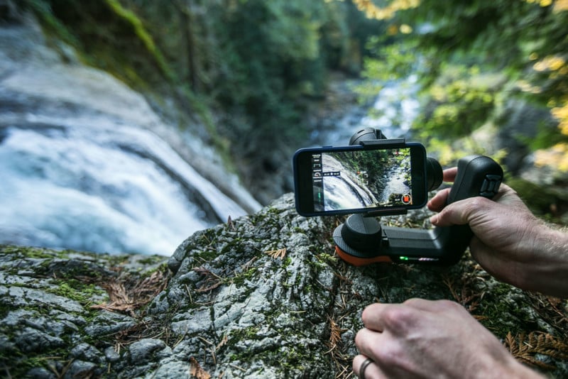 Freefly Movi is a Cinematic Gimbal for Your Smartphone