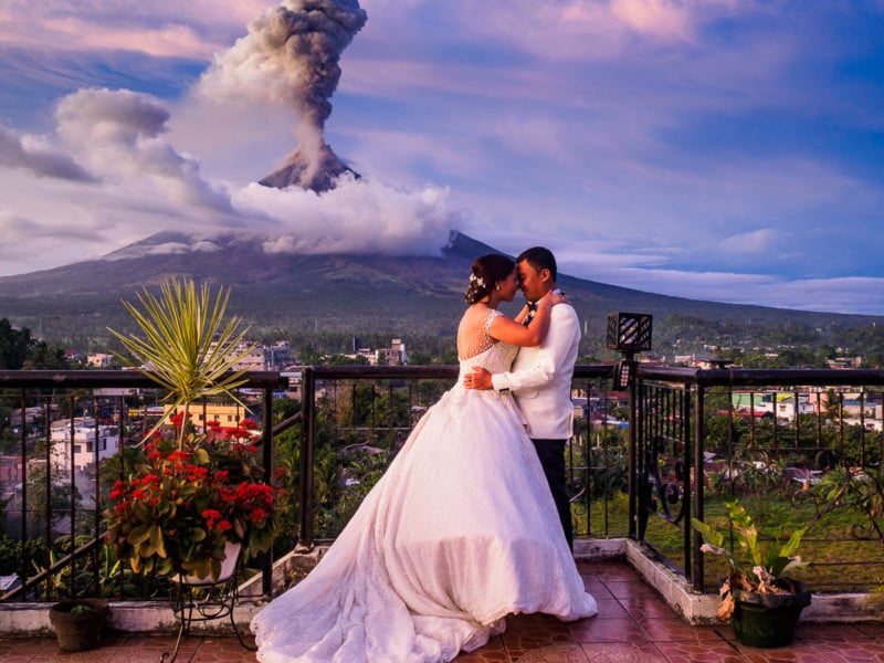 Volcano Eruption Makes for an Epic Wedding Photo