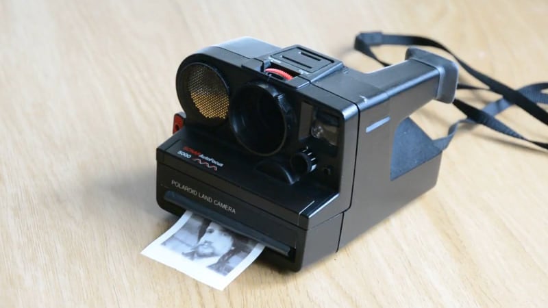 This Modified Polaroid Camera Prints Photos on Thermal Paper