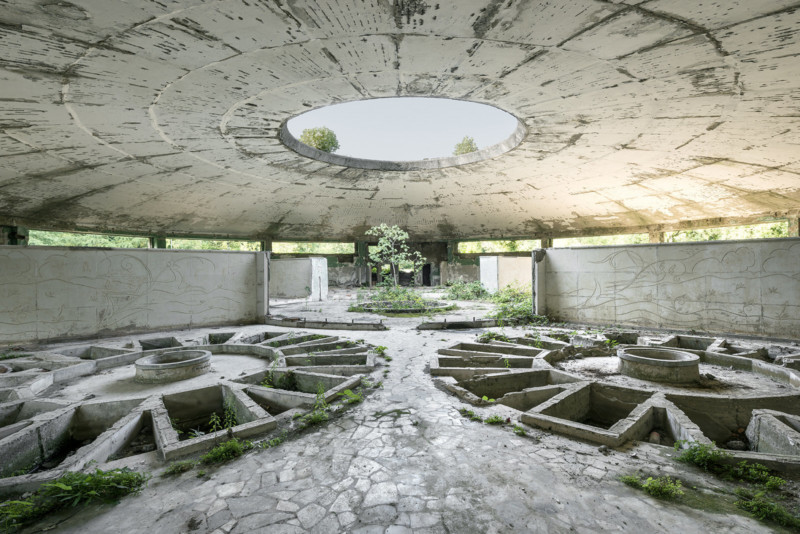 Photos Inside the Ruins of Luxurious Soviet Spas and Sanatoria