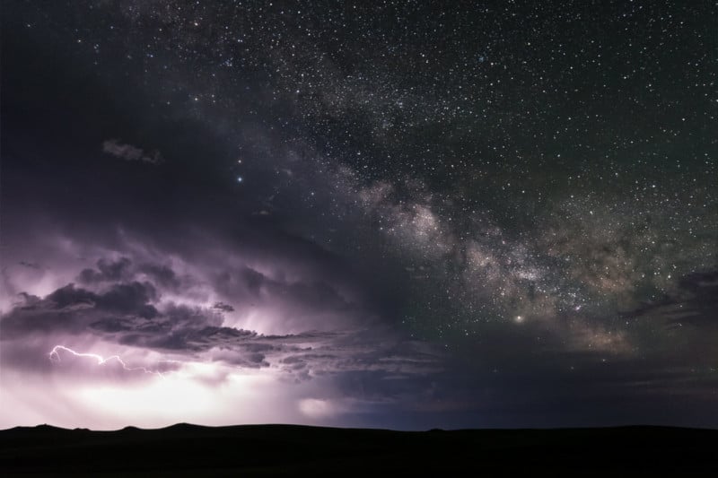  how shot milky way rising above thunderstorm 