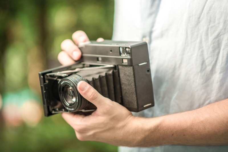 MiNT Unveils the InstantKon RF70: A Manual Rangefinder for Instax Wide