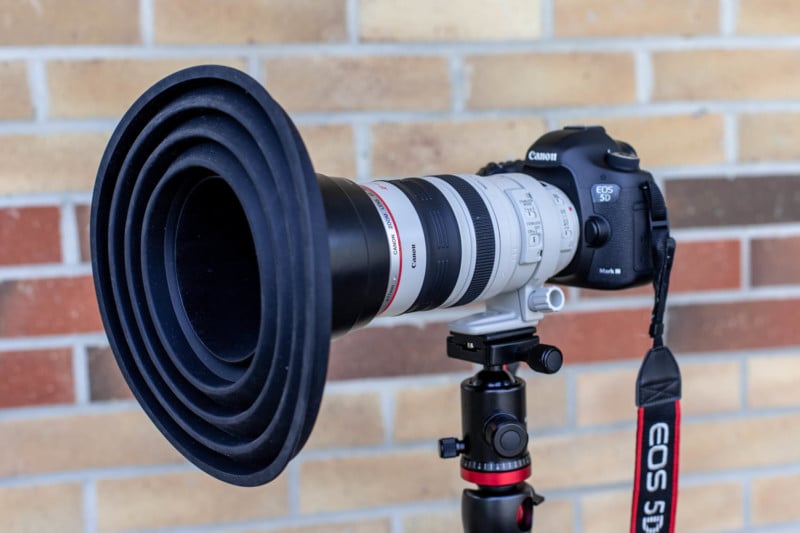  ultimate lens hood lets shoot reflection-free 