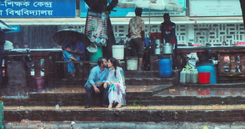  photo couple kissing rain gets bangladeshi photog beaten 
