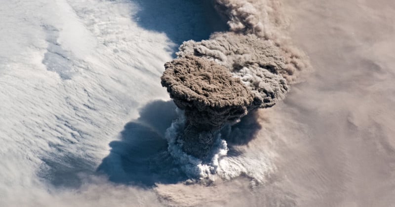  volcano eruption was shot from space 