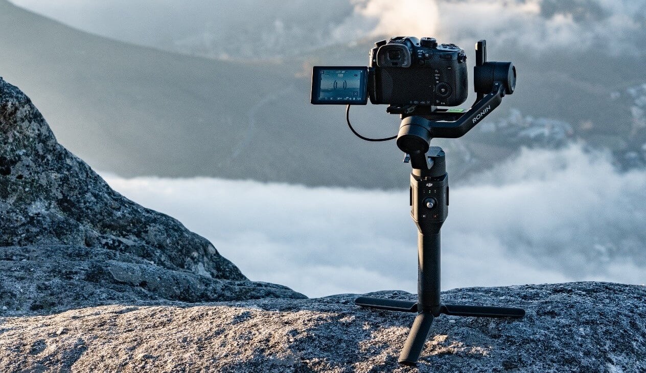 The DJI Ronin-SC is a Smaller, Cheaper 3-Axis Gimbal for Mirrorless Cameras