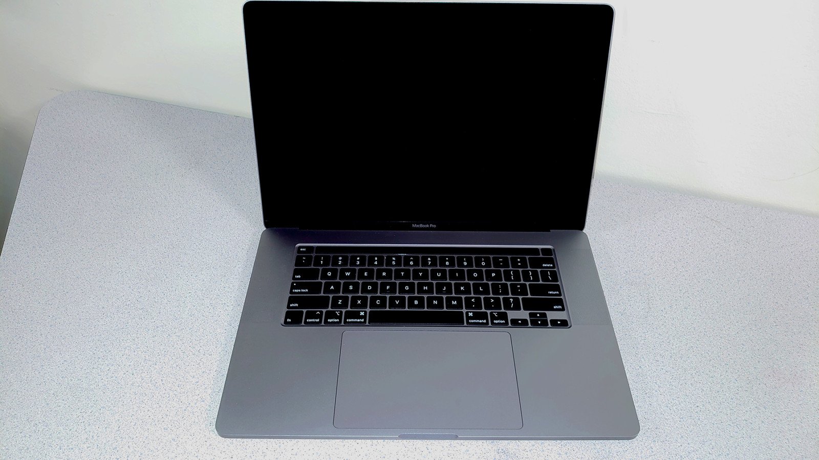  apple macbook pro 16-inch film director perspective 