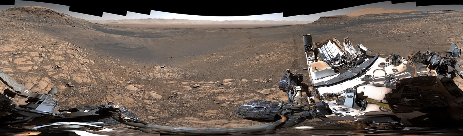 The Curiosity Mars Rover Just Captured Its Highest-Resolution Panorama Ever