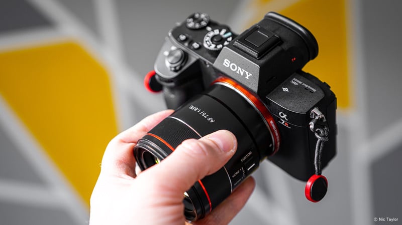 Samyang Unveils AF 75mm f/1.8 FE Lens for Sony with Custom Lens Ring