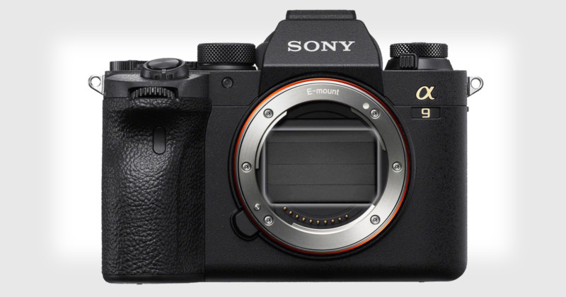 Sony Firmware Update Lets You Close the Shutter When Swapping Lenses