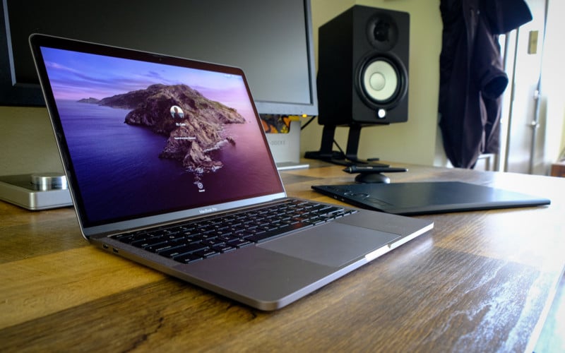  review 13-inch macbook pro surprisingly powerful 