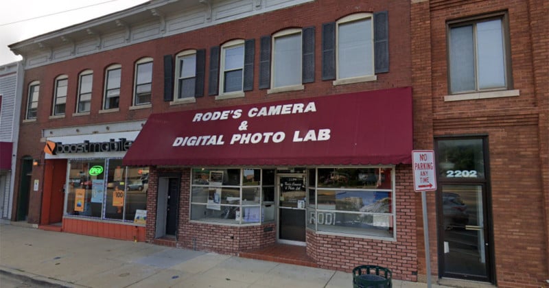  109-year-old rode camera shop burned down kenosha 