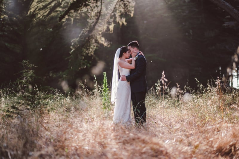 10 Easy Wedding Poses for Beginner Photographers
