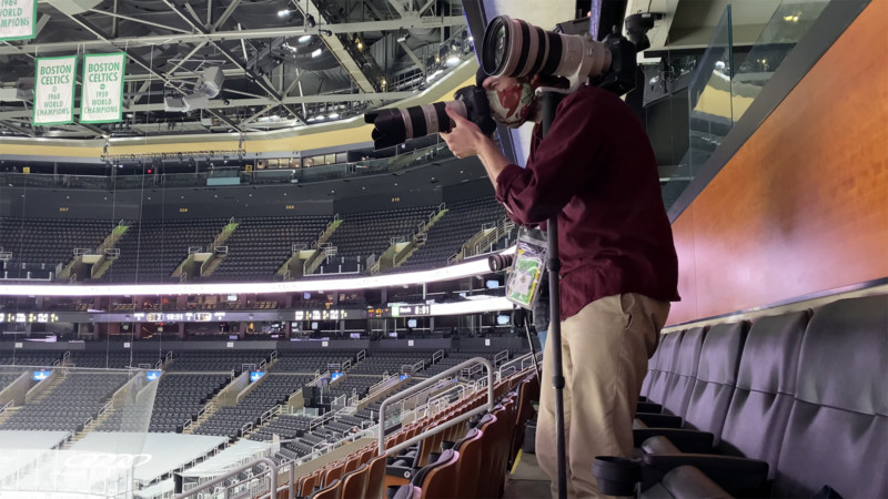 What Its Like Photographing an NHL Game During COVID