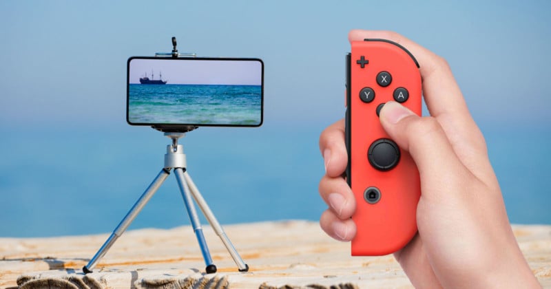 The Nintendo Switch Joy-Con Doubles as a Smartphone Shutter Release