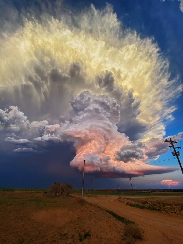 This Storm Photo Shot in West Texas Looks Like a Sky Explosion