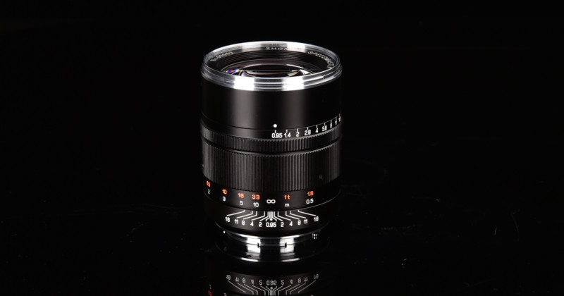 ZY Optics Launches its 50mm f/0.95 Speedmaster for L-Mount