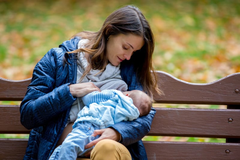  mom says man took breastfeeding photos starts petition 