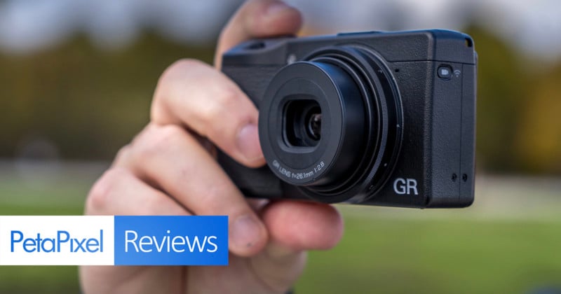  ricoh iiix review worthwhile compact shooter 