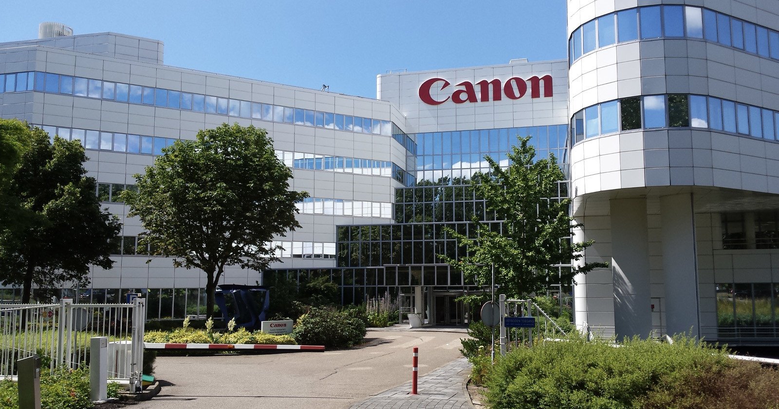 Canon Europe Has Stopped Shipments to Russia