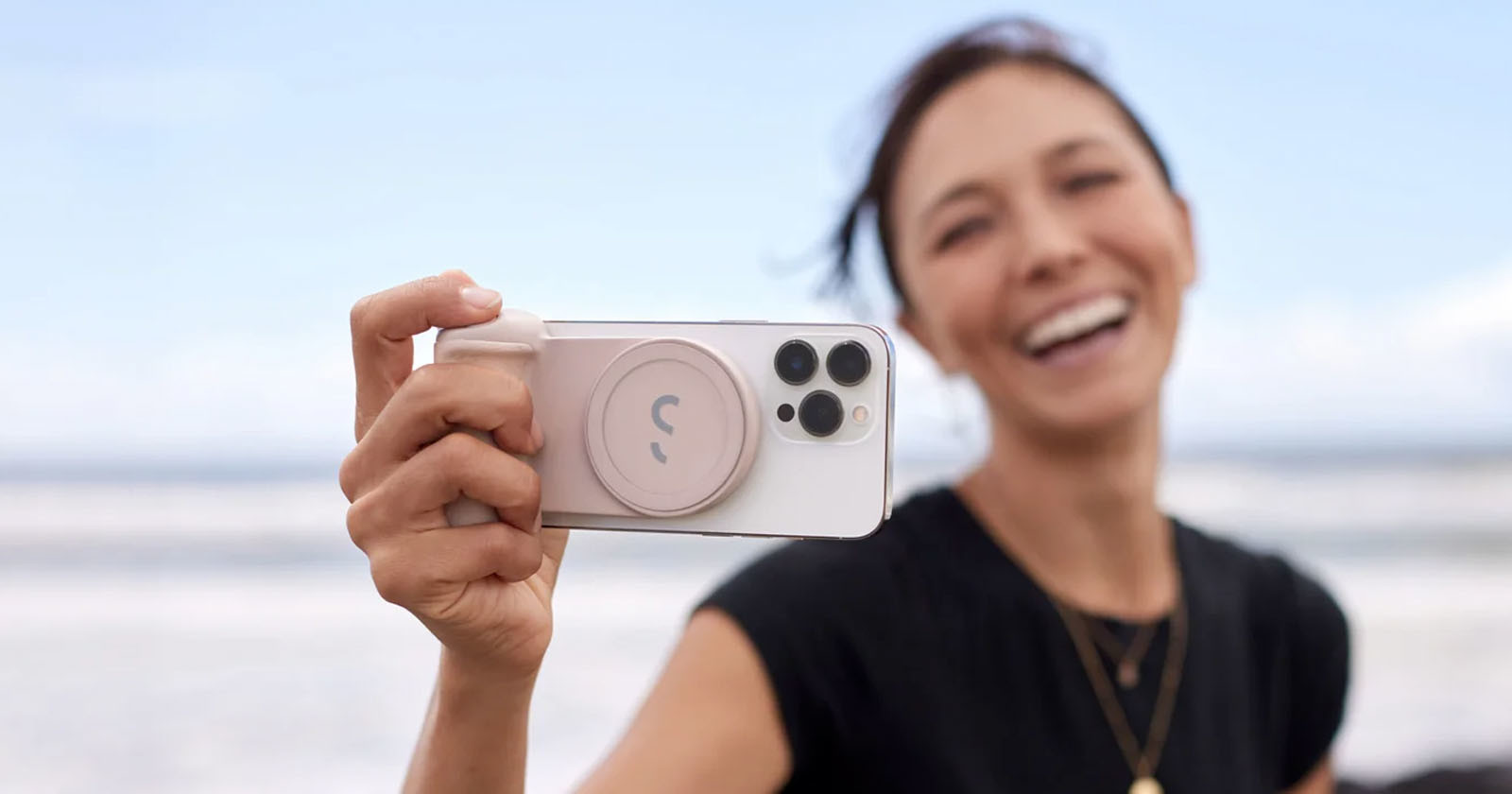 The SnapGrip for iPhone Uses MagSafe to Add a Camera Grip and Battery