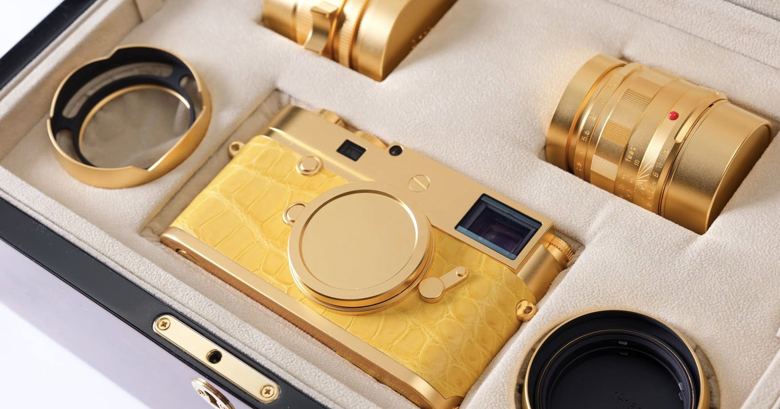 Limited Edition Gold Leica is Being Released in Honor of the Thai King