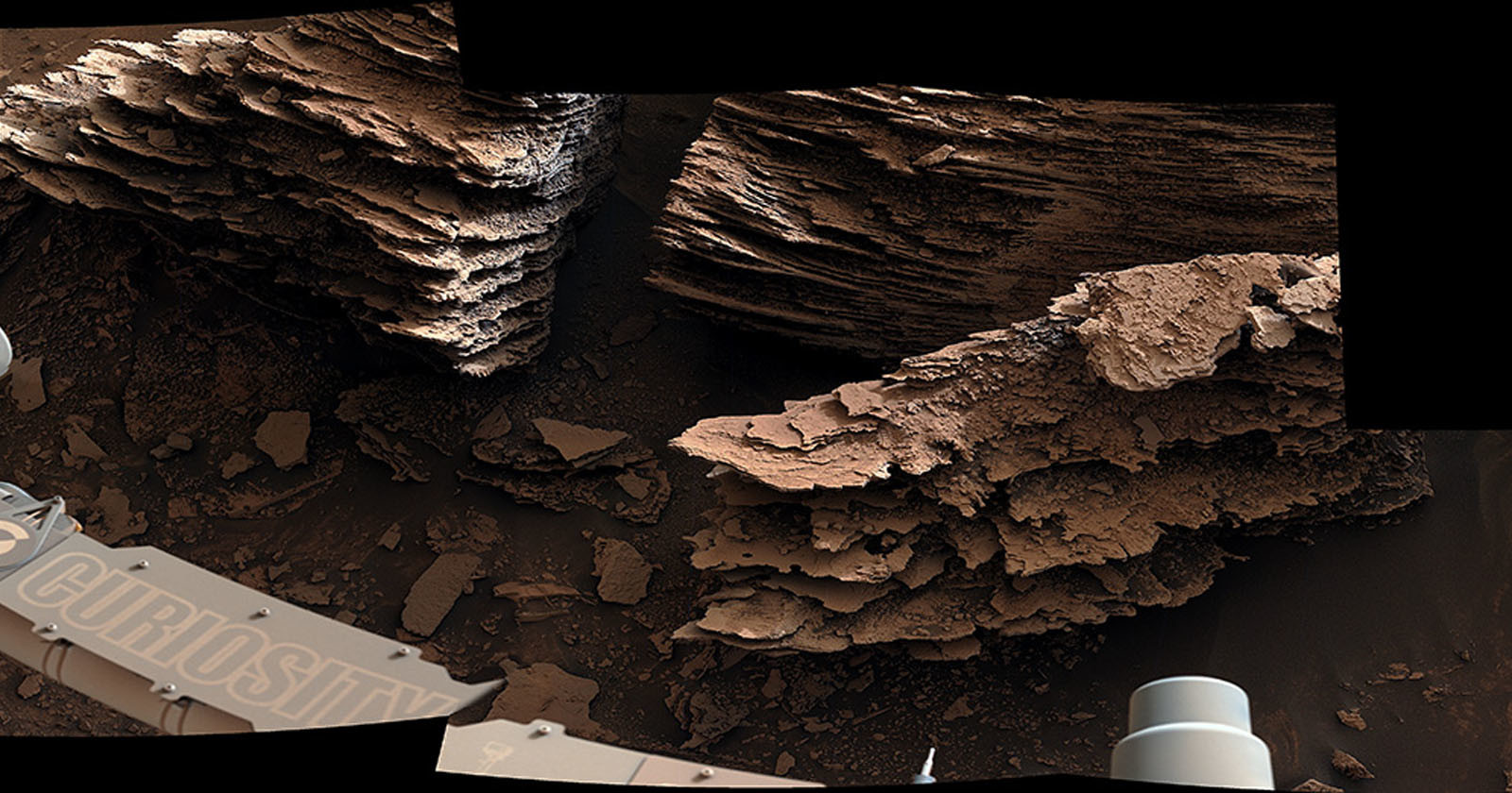  curiosity rover captures flaky rocks mars from past 