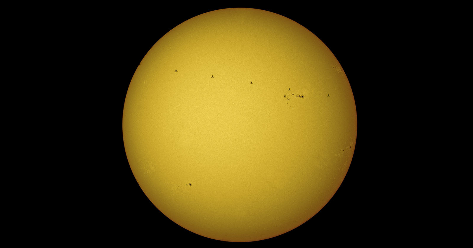  photo space station crossing sun nabbed just 