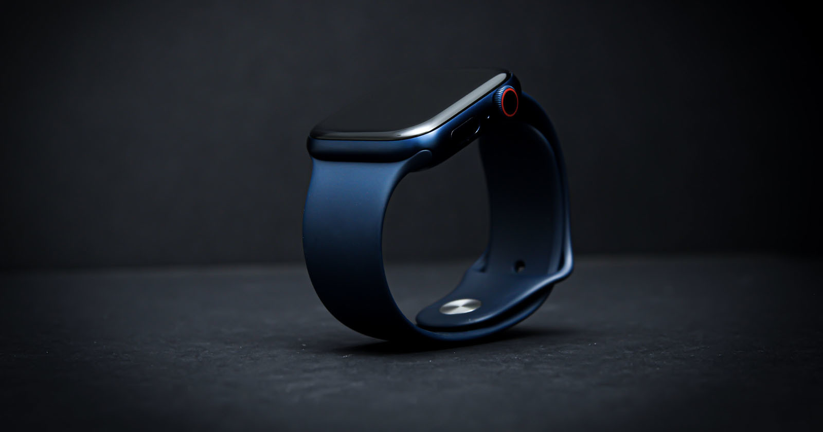Apple Has Designed a Detachable Watch with a Built-In Camera