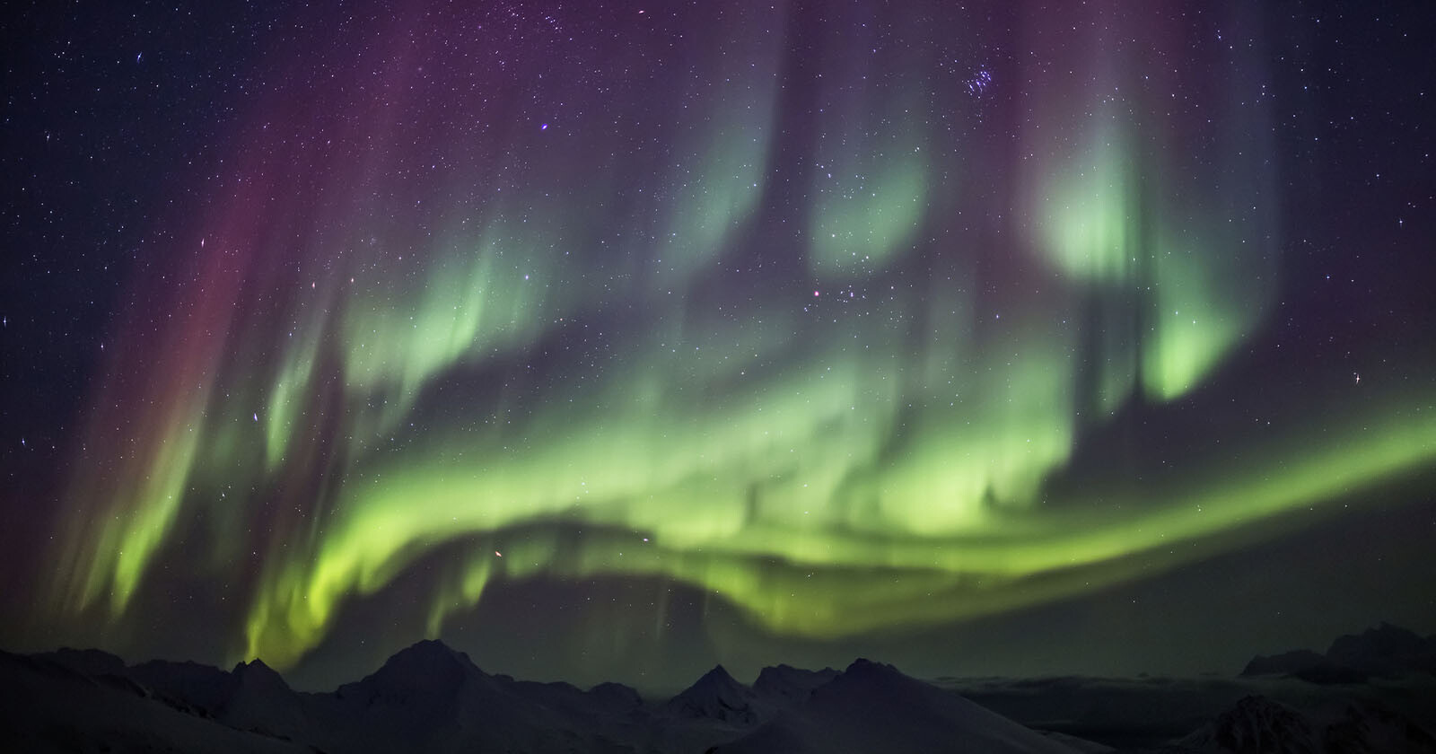 Photographers on Alert After Strong Aurora Lights Predicted This Week