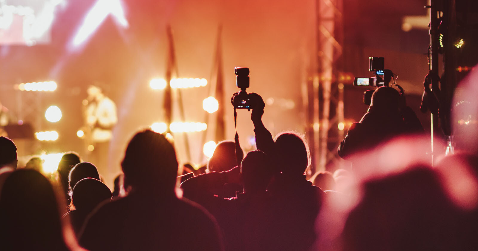 Photographer Claims He was Assualted While Covering a Concert