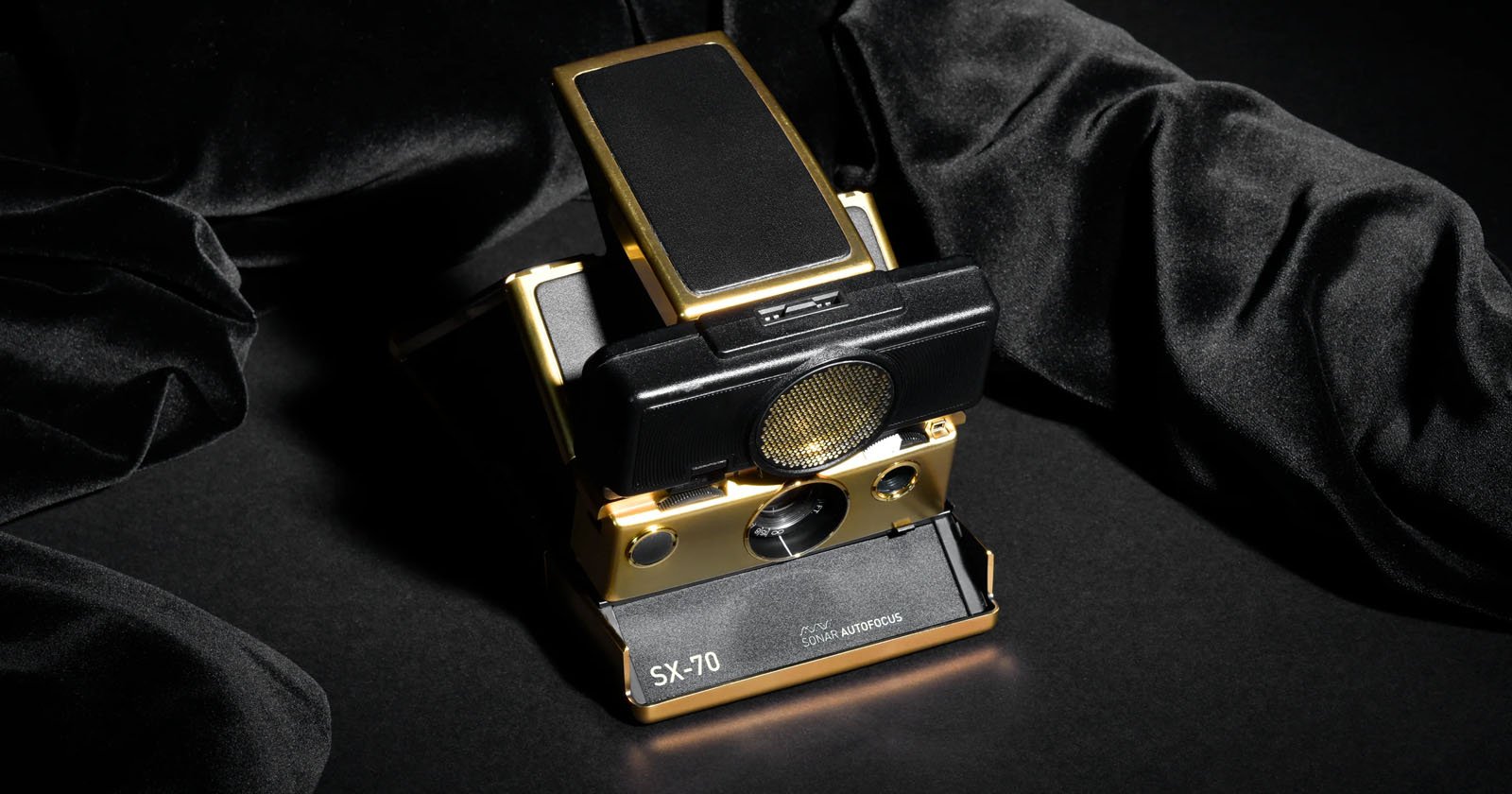  retrospekt plates iconic polaroid instant camera 24k gold 