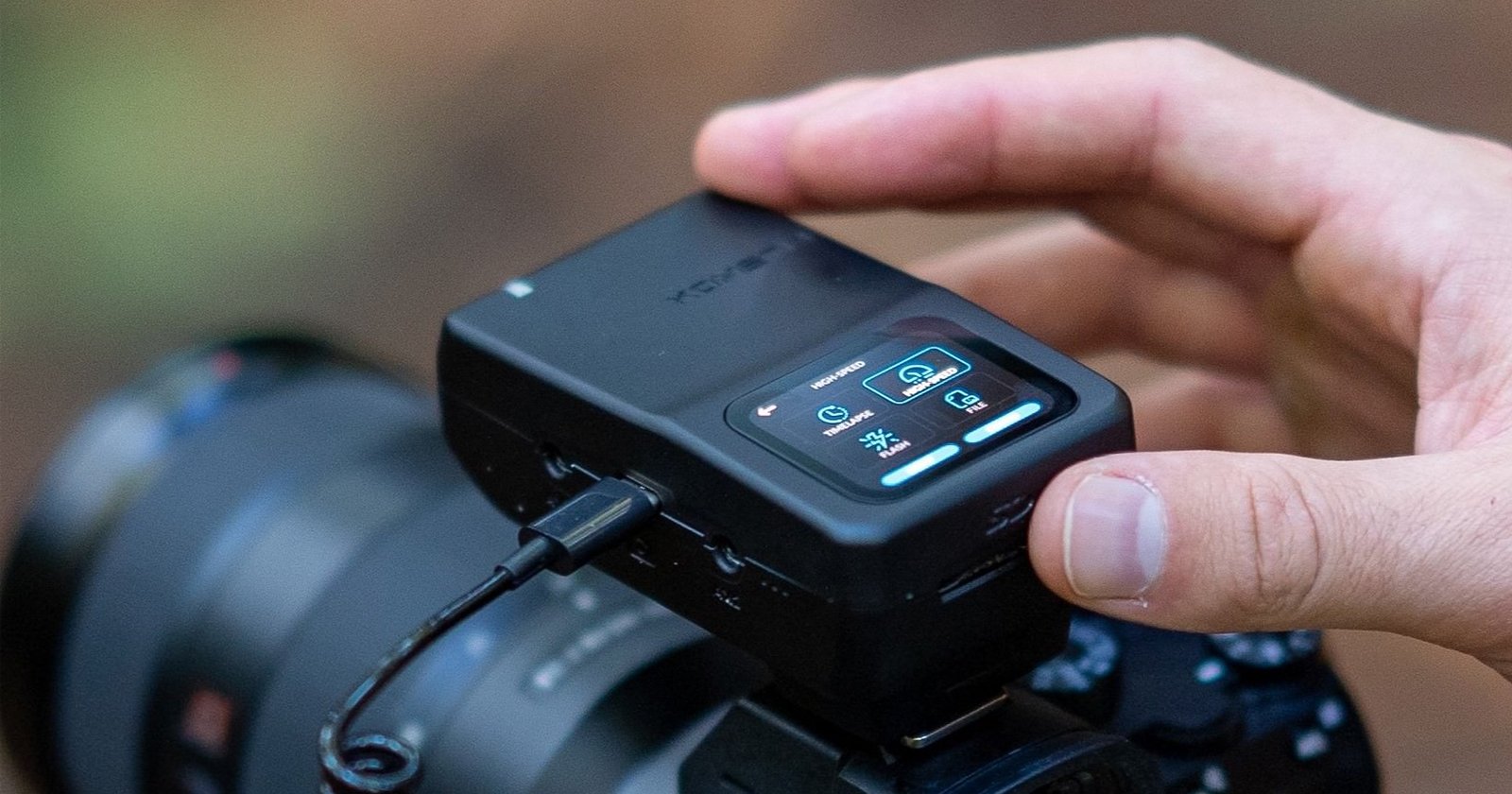The Lumionix KOMET Smart Camera Trigger is Full of Quick-Access Features