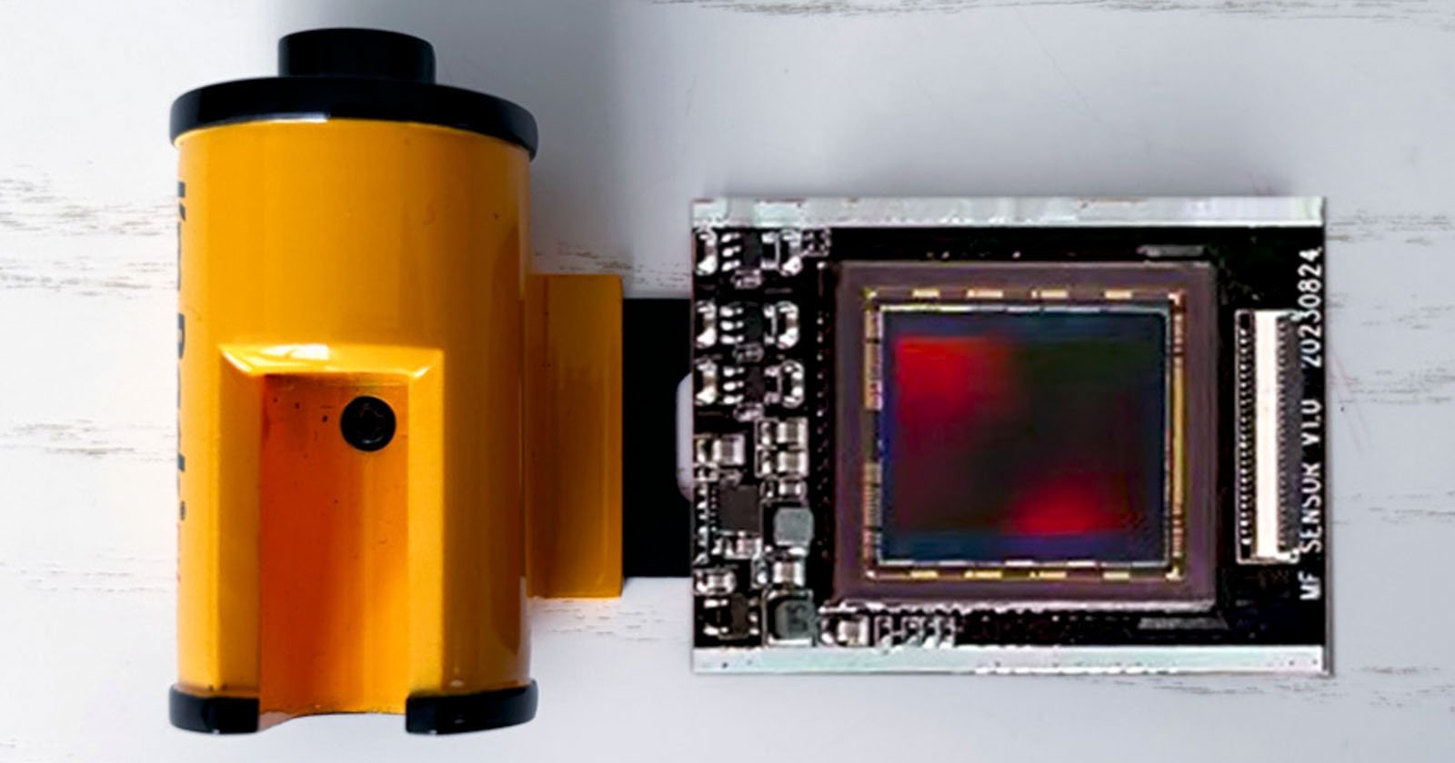  20mp sensor film canister reinvigorates vintage analog cameras 