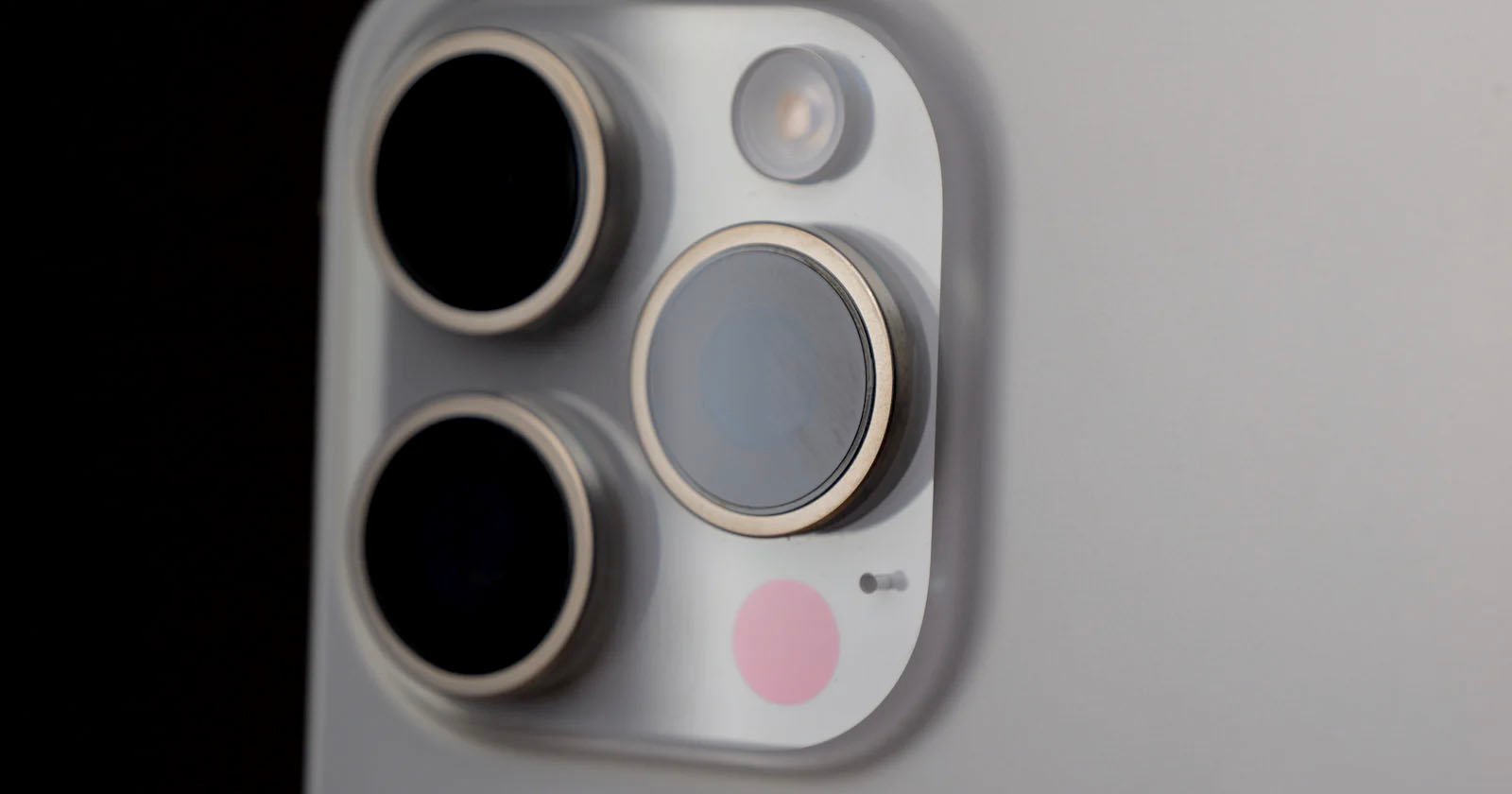 Apple Wants to Take Camera Sensor Design In-House: Report